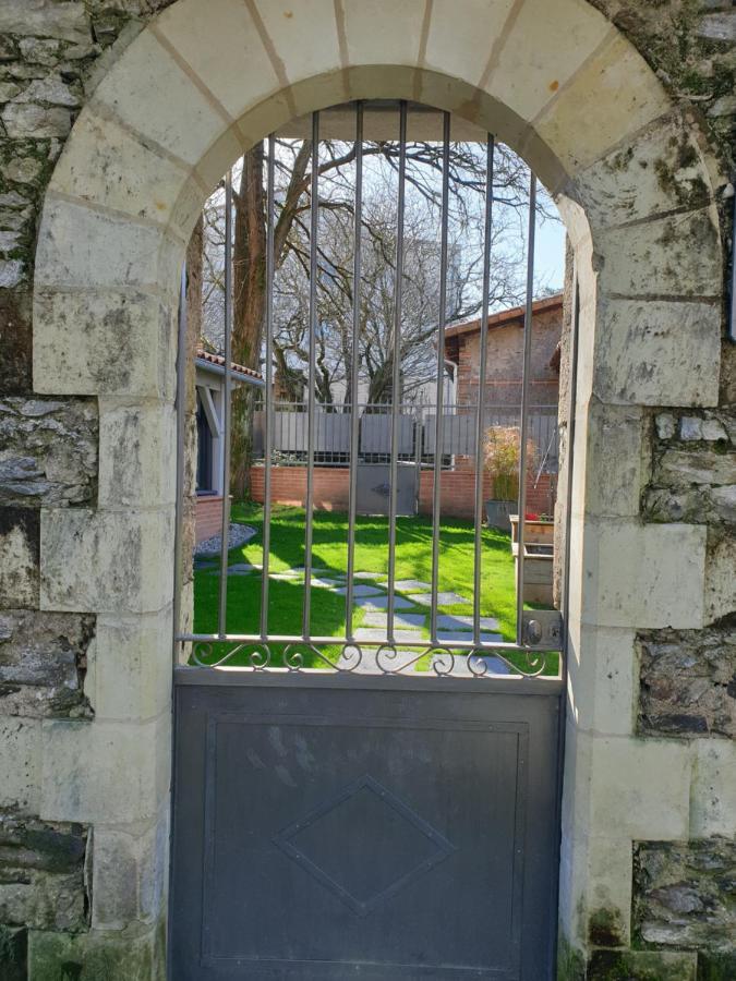 L'Inattendu Saint-Sébastien-sur-Loire Екстериор снимка